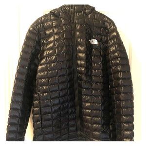 !FLASH SALE! North Face Thermoball Jacket